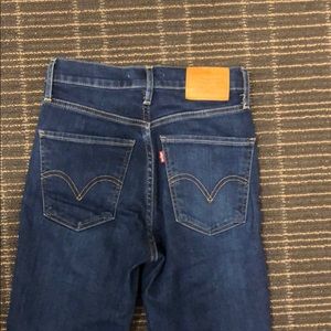 Mile High Super Skinny Cropped Levi’s